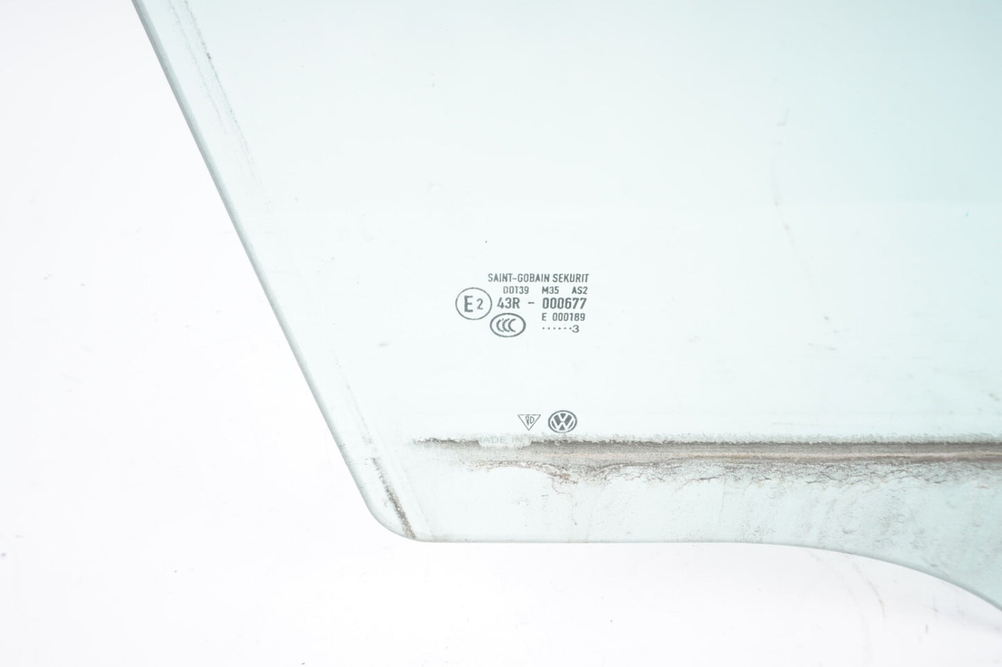 2011-2018 PORSCHE CAYENNE - Front Right - DOOR Window Glass 95854251201