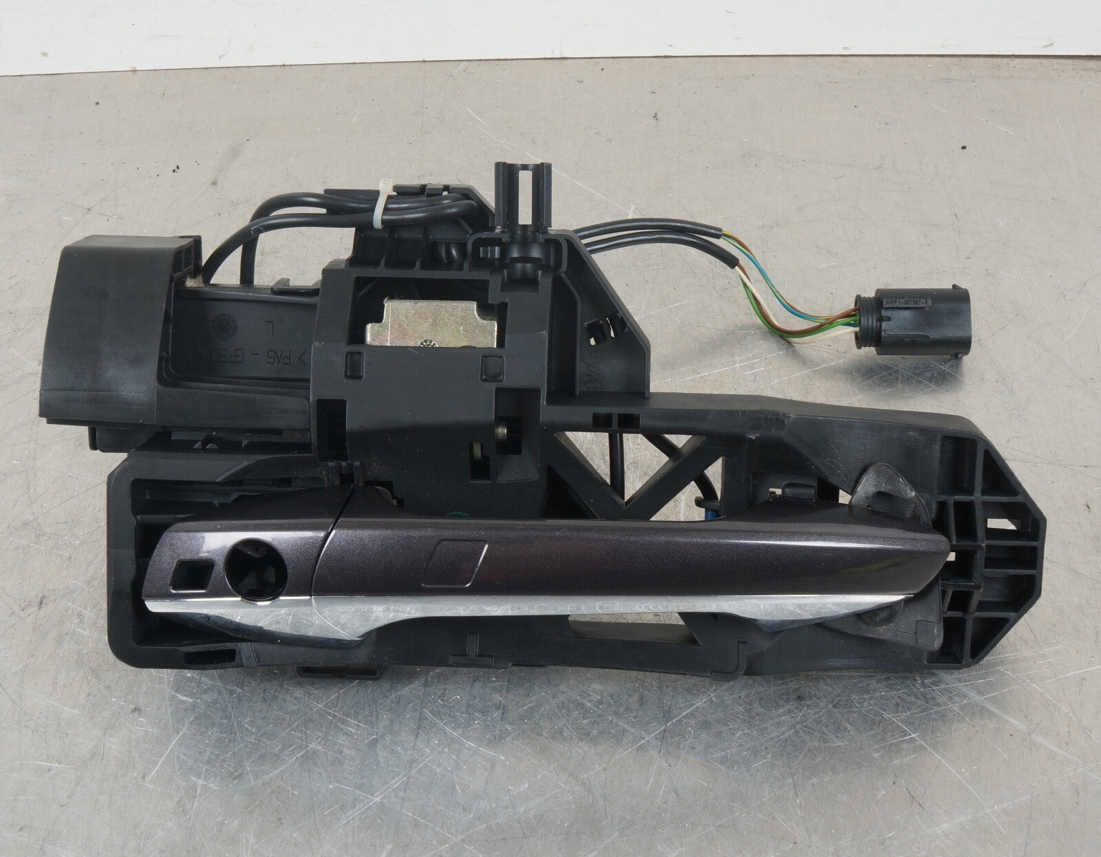 07-13 Mercedes W221 S550 S400 Front Left Exterior Door Handle Keyless Go OEM