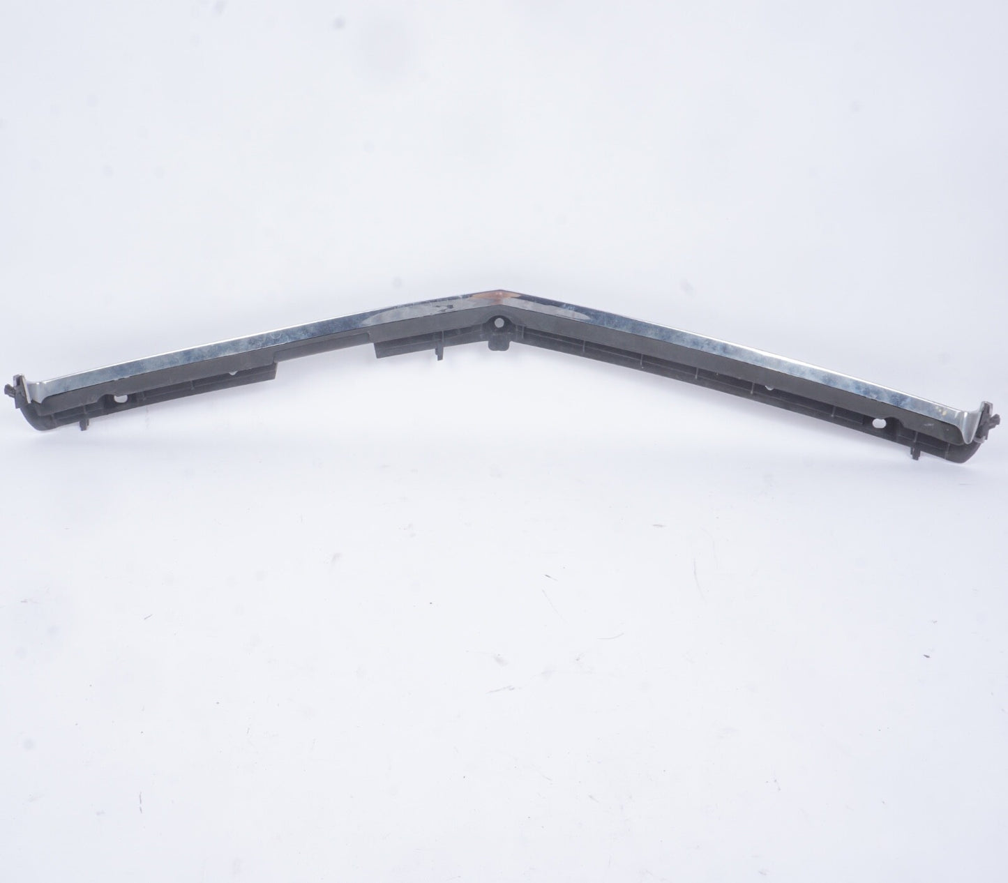 11 - 13 Mercedes E350 E550 Coupe Convertible  C207 Radiator Grille Trim Upper