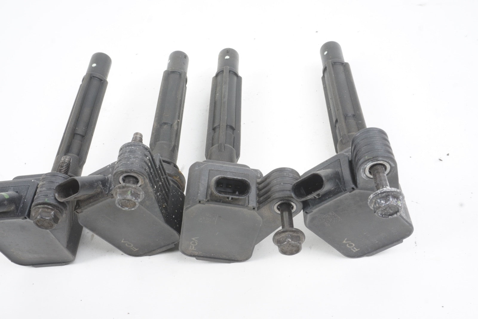 2017 - 2023 Alfa Romeo Giulia Stelvio 2.0L Ignition Coil Spark Plug Set Of 4 Oem