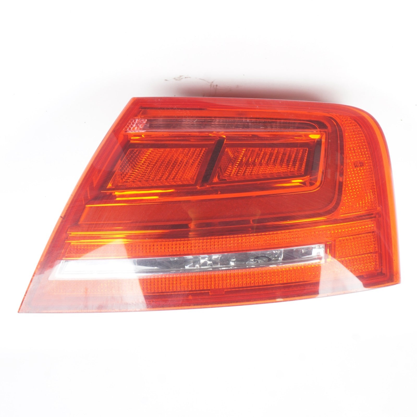 2011 - 2014 Audi A8 A8L Outer Taillight Tail Lamp Right Passenger Side OEM
