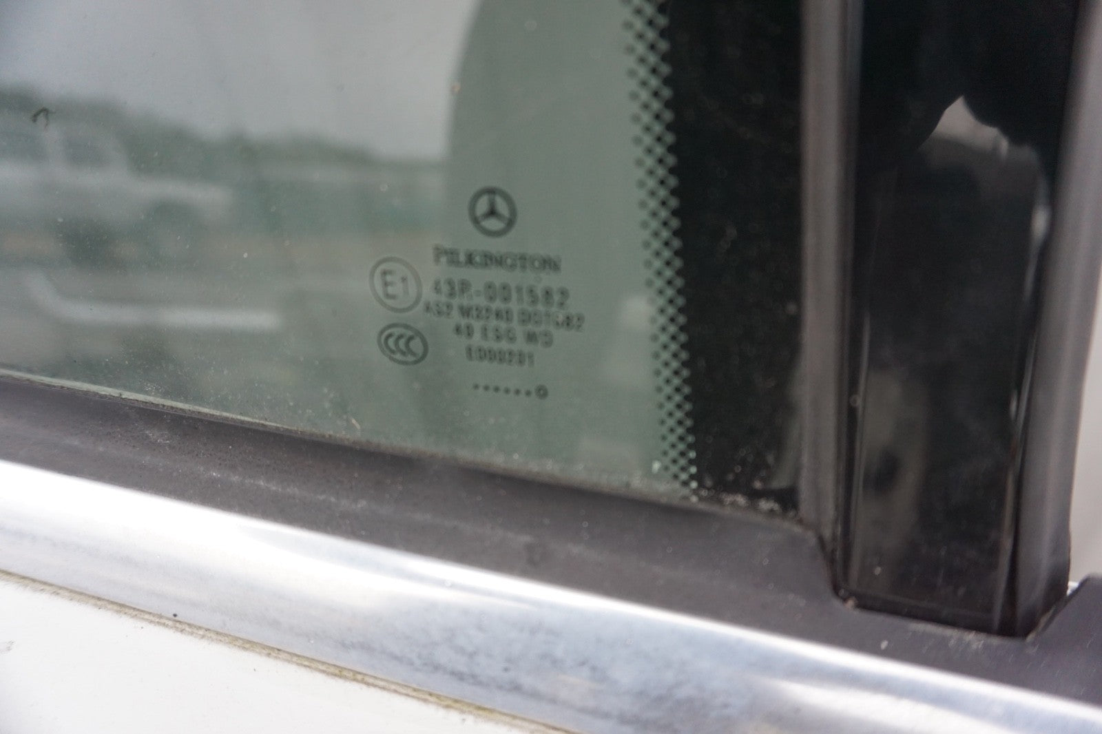 2008 - 2014 Mercedes C300 C250 C350 W204 Rear Right Door Shell OEM