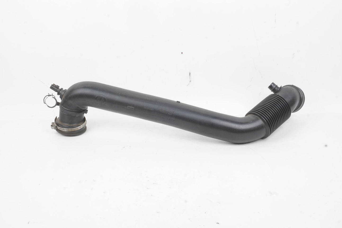 2015-2021 Jeep Renegade 2.4l Air Intake Duct Tube Pipe 52024326 OEM
