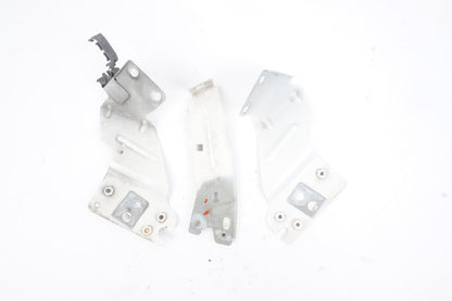 2014-2020 Maserati Ghibli Front Fender Mount Bracket Left & Right OEM