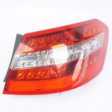 2010-2013 Mercedes E350 Sedan Passenger Right LED Tail Light Lamp OEM 2129060858