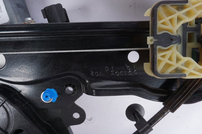 16 17 18 FORD FOCUS FRONT RIGHT PASSENGER SIDE WINDOW REGULATOR W/ MOTOR OEM