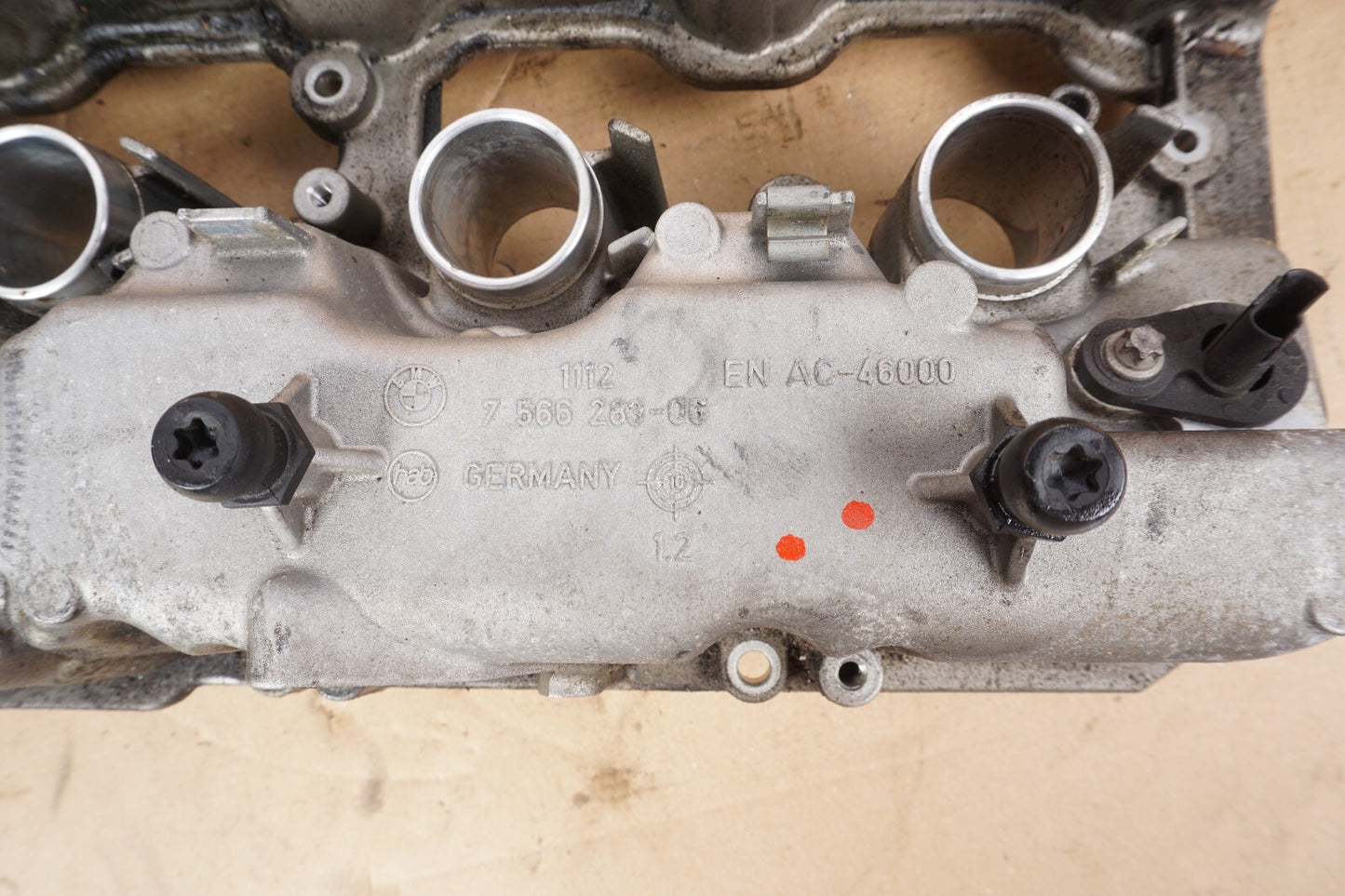 2012 - 2016 BMW 650i 550i 750i 4.4l Right Passenger Side Valve Cover OEM