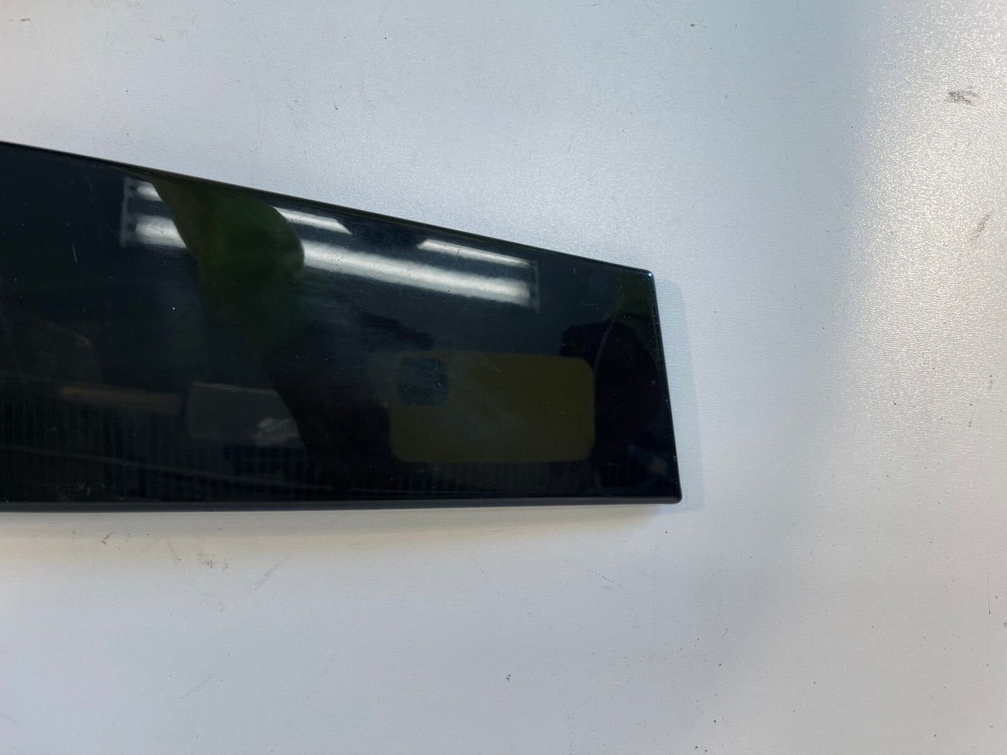 12 - 17 AUDI A7 REAR LEFT DRIVER SIDE B PILLAR DOOR WINDOW APPLIQUE MOLDING OEM