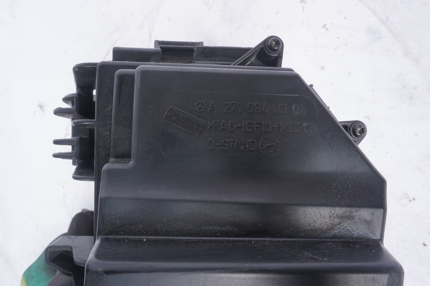 12-14 Mercedes-Benz C250 W204 Air Intake Cleaner Filter Housing Box   OEM