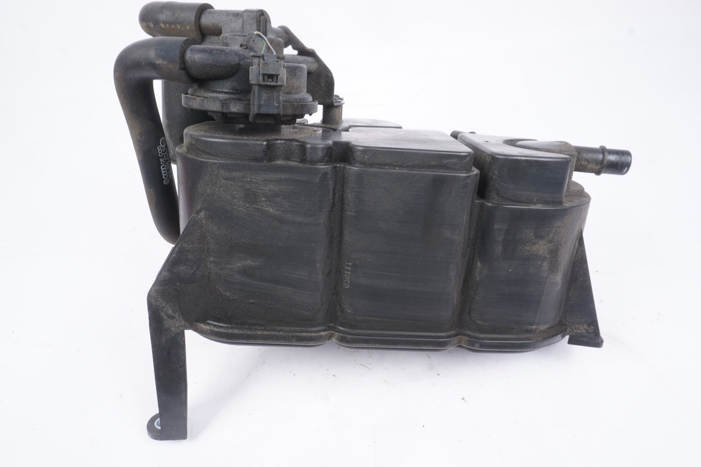 2011 - 2019 Audi A8 S8 Q7 Charcoal Filter With Leak Detection Pump OEM