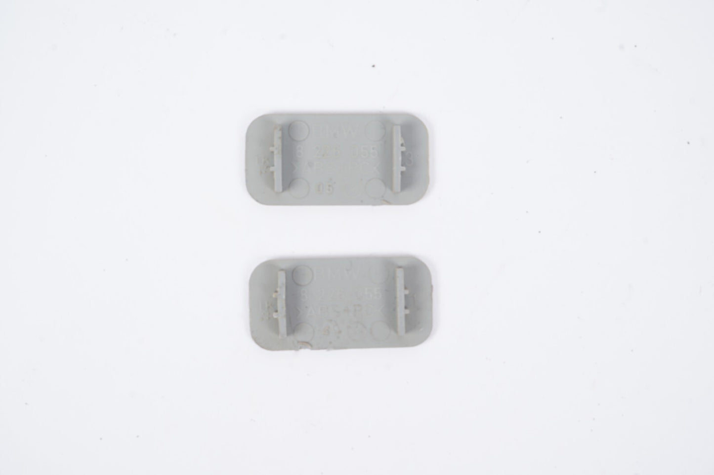 04-10 BMW E64 650i 645Ci A Pillar Screw Cover Trim 2pcs 8226055 OEM
