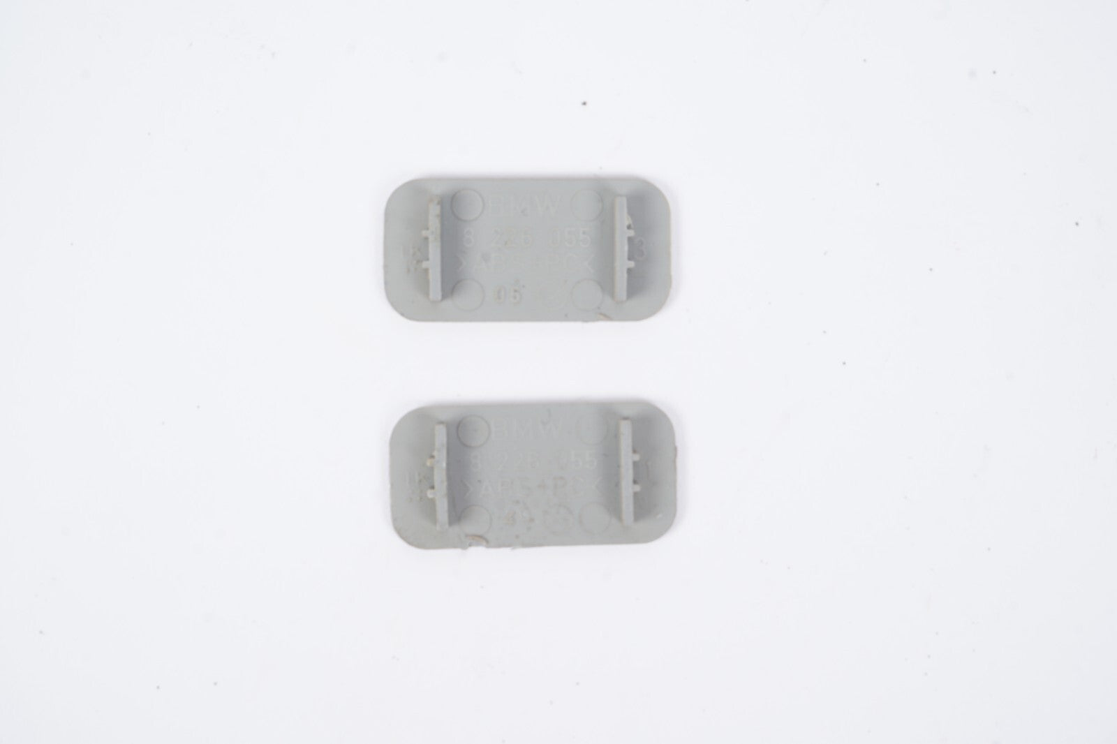 04-10 BMW E64 650i 645Ci A Pillar Screw Cover Trim 2pcs 8226055 OEM