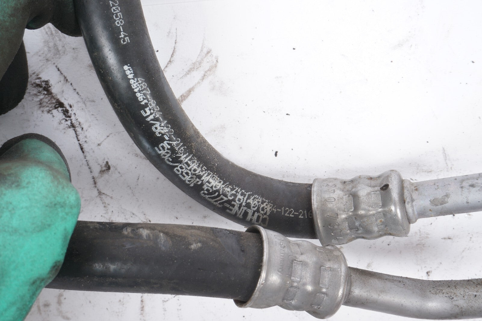 14-17 Mercedes S550e W222 3.0L Transmission Oil Cooler Hose Pipe Line OEM
