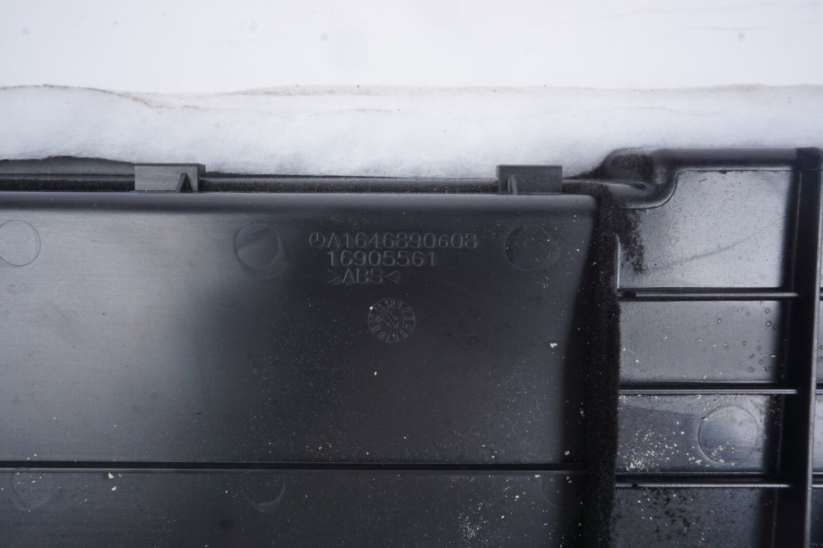 06-11 Mercedes W164 ML350 GL550 GL320 Dashboard Glove Box Glovebox Gary OEM