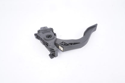 2011 - 2018 AUDI A8 QUATTRO GAS THROTTLE ACCELERATOR PEDAL W/ SENSOR OEM