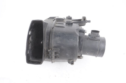 2014 - 2017 Maserati Ghibli M157 Left Engine Air Cleaner Filter Box OEM