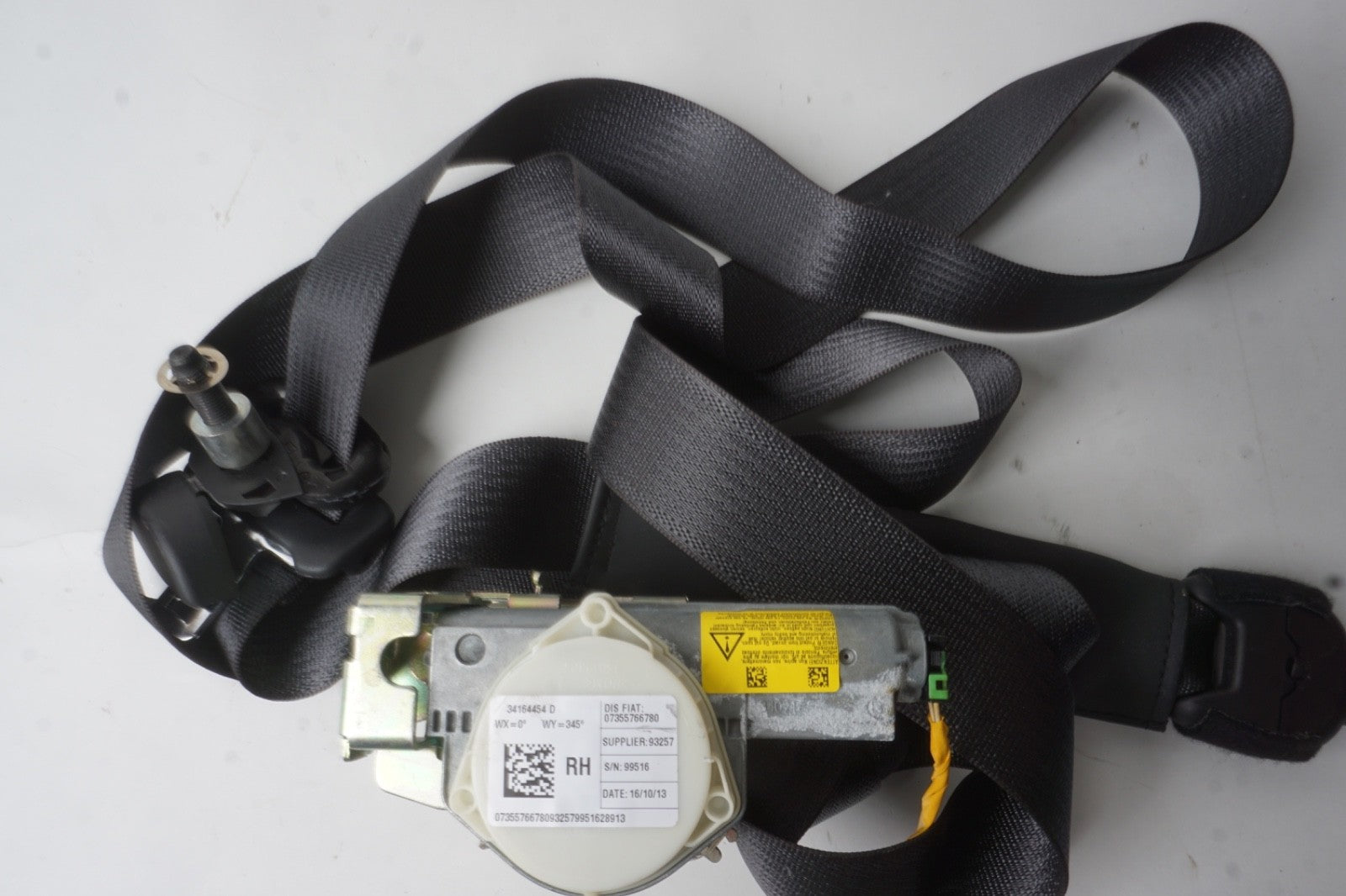 2014 Fiat 500L Front Right Driver Side Seat Belt Retractor OEM
