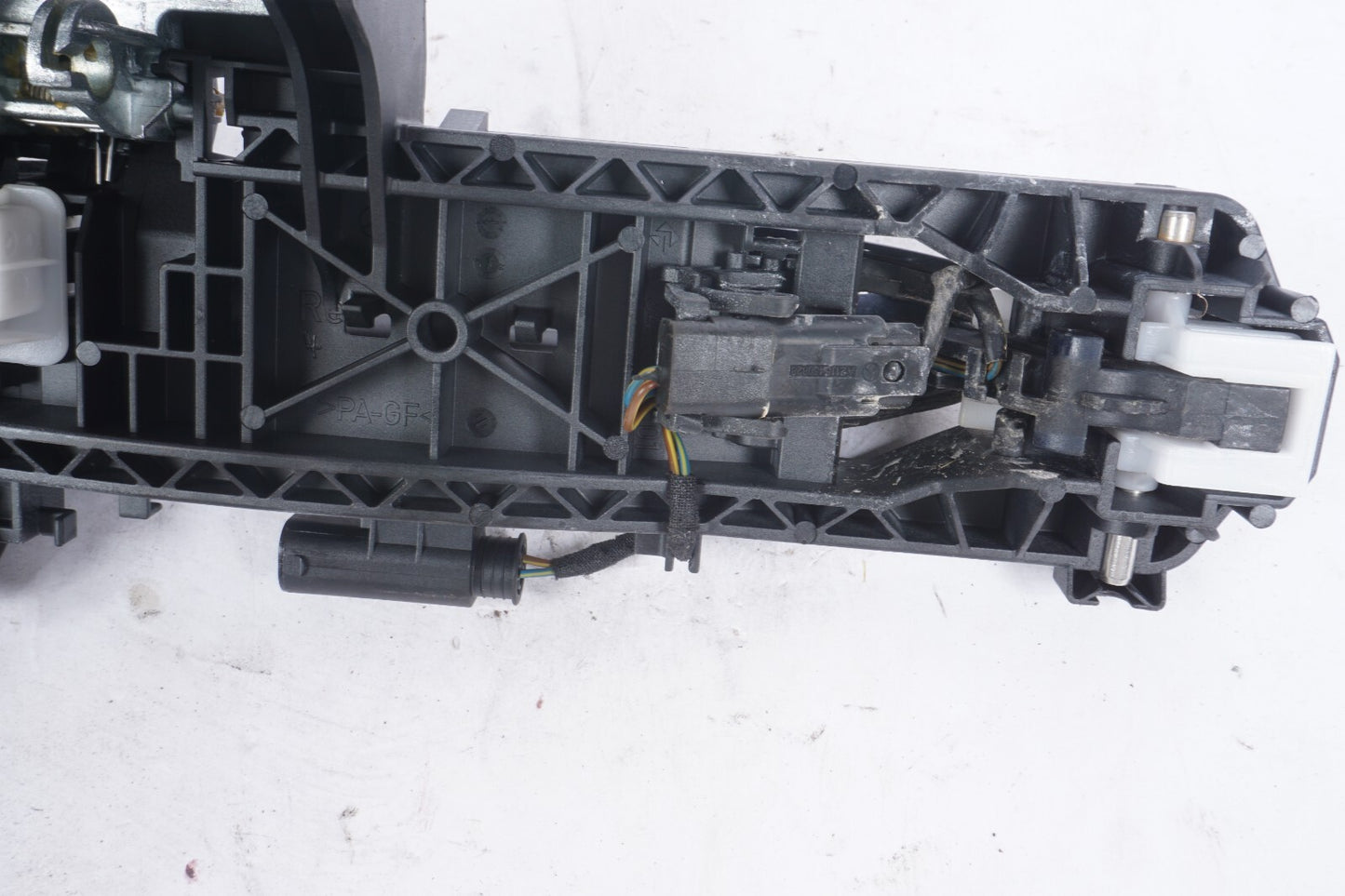 12-14 Mercedes C300 C350 W204 Rear Right Passenger Side Exterior Door Handle OEM