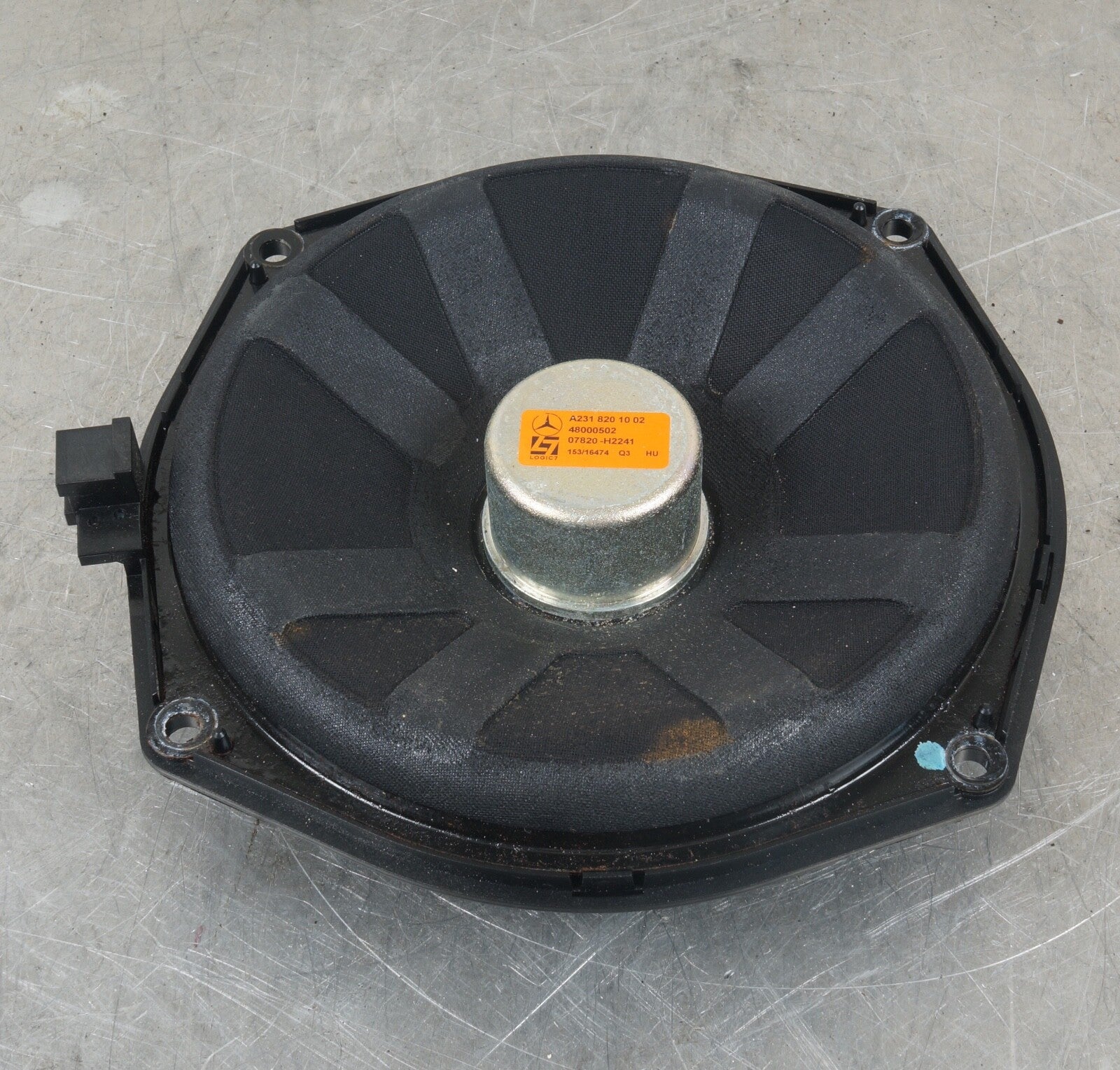 2013-2020 MERCEDES SL CLASS R231 FRONT LEFT / RIGHT SPEAKER WOOFER 2318201002 OE