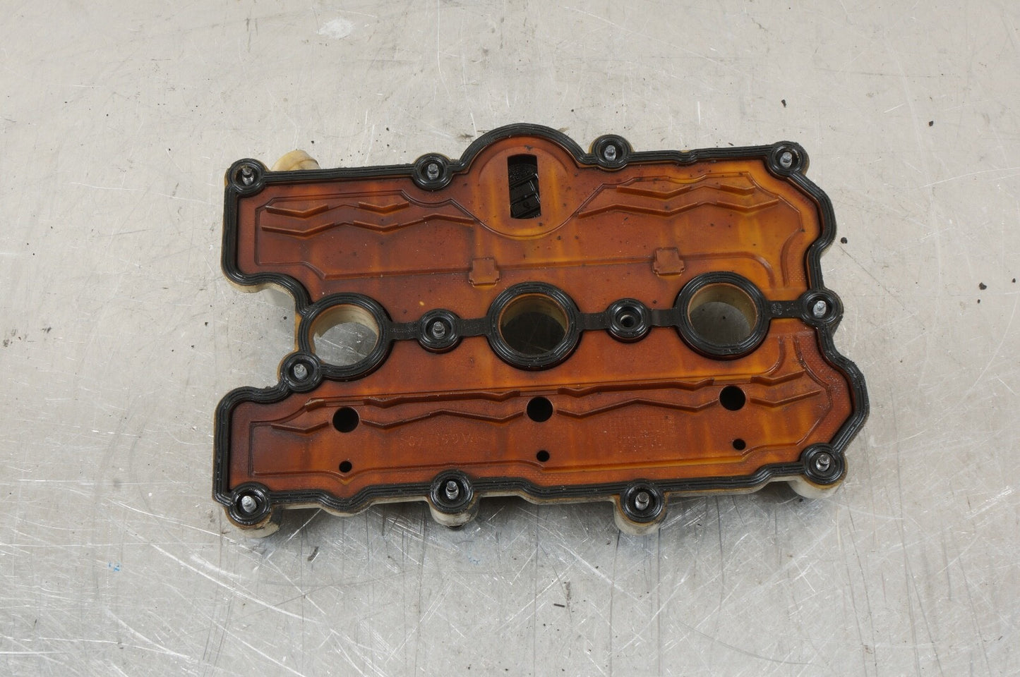 2012-2017 Audi A6 A7 A8 3.0L Engine Left Cylinder Head Valve Cover 06E103471