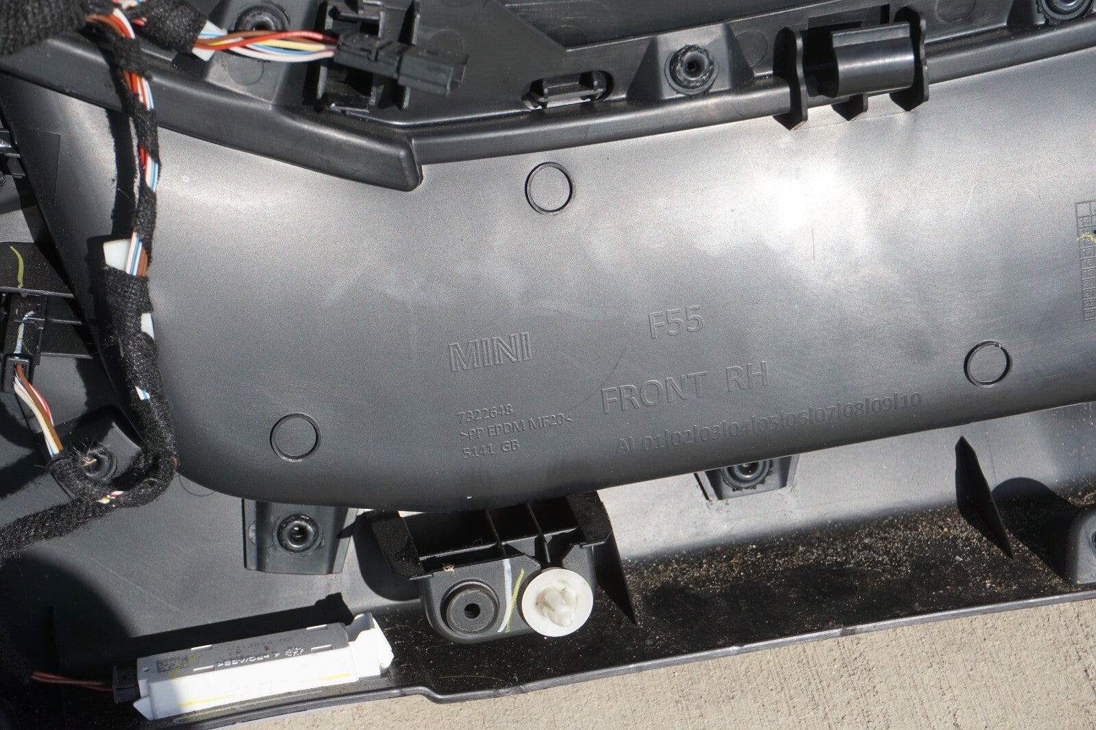 2014 - 2018 Mini Cooper F55 4-Door Front Right Passenger Door Panel Trim OEM