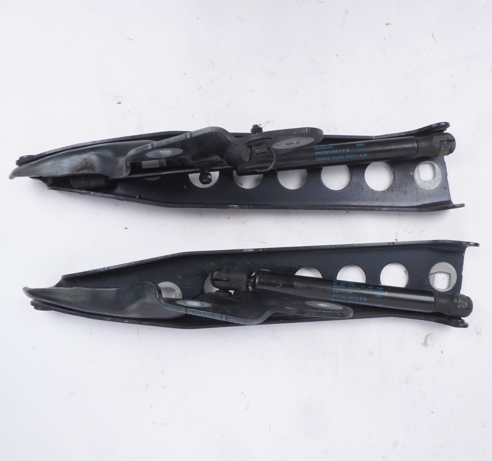 2011 - 2014 Audi A8 A8L Right And Left Hood Hinges Set Of 2 OEM