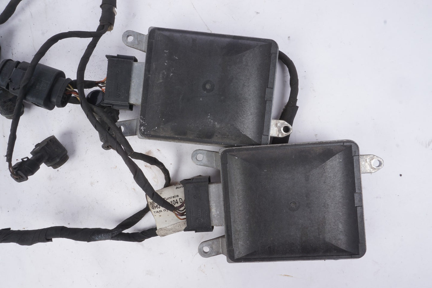 2011 - 2012 Audi A8L Left Blind Spot Control Park Sensor Wire Harness OEM