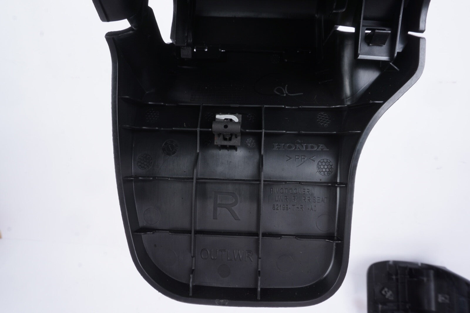 2018 - 2025 HONDA ODYSSEY REAR 3RD ROW SEAT TRACK TRIM COVER PANEL SET OF 2 OEM