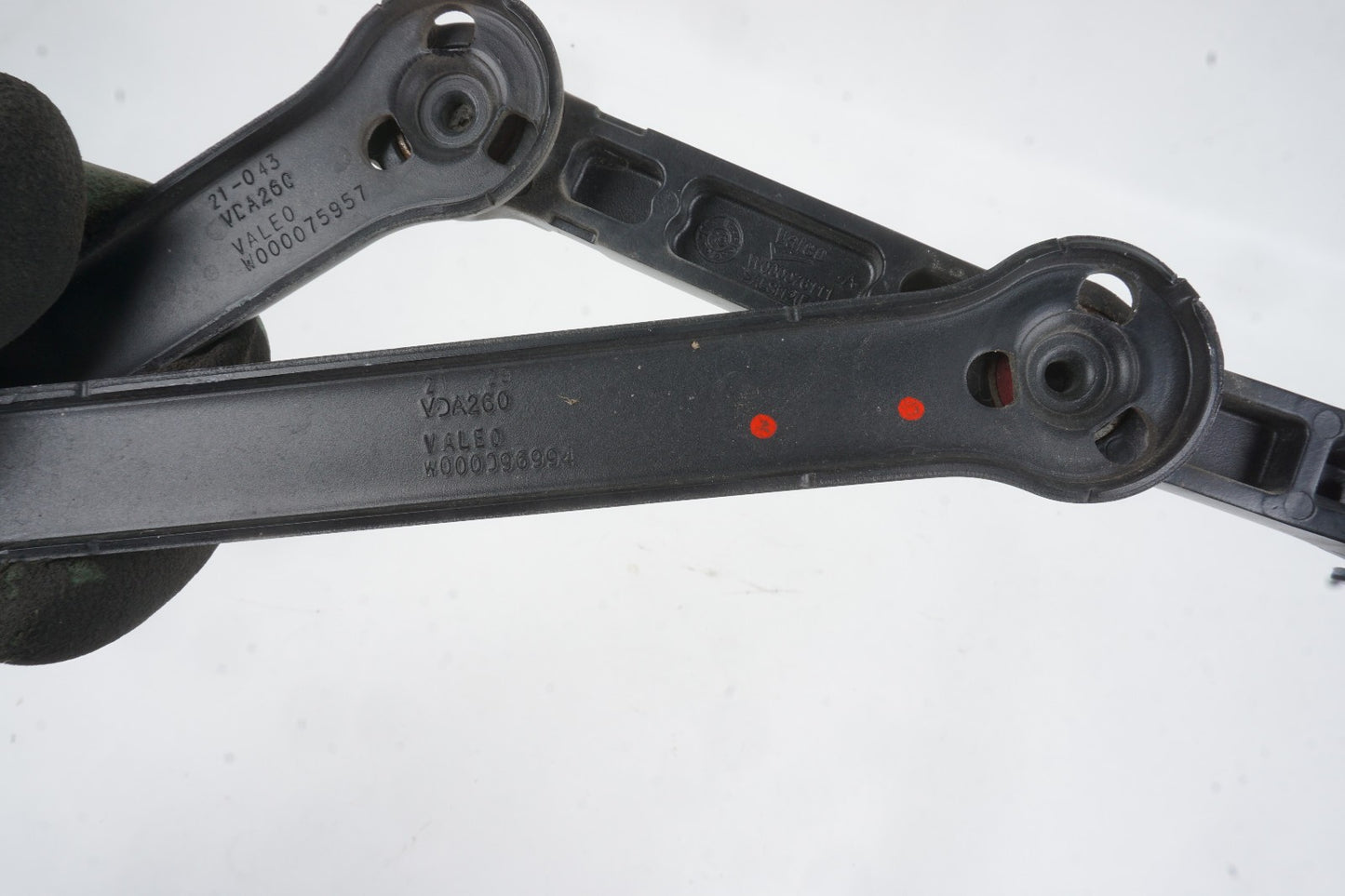 2020 - 2025 Mercedes GLB250 EQB250 Windshield Right Side Wiper Arm
