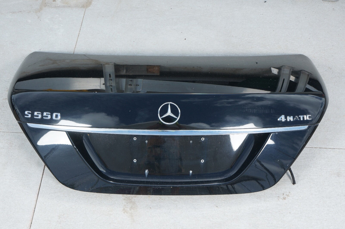 2007 - 2013 MERCEDES-BENZ S550 TRUNK LID OEM BLACK