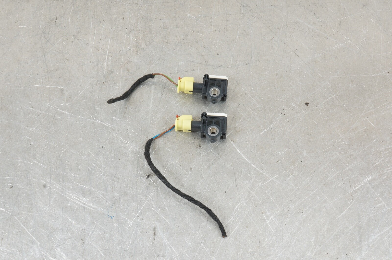 Used Impact Sensors fits for Audi A6 Quattro S6 4F0959643