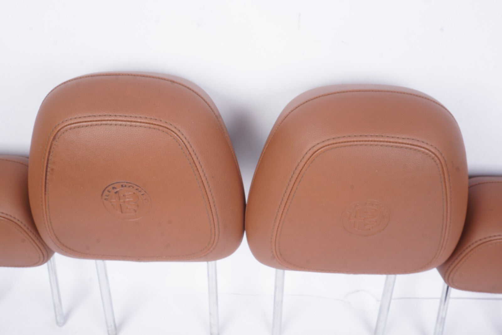2017 - 2021 Alfa Romeo Giulia Headrest L And R Front And Rear Brown Leather OEM