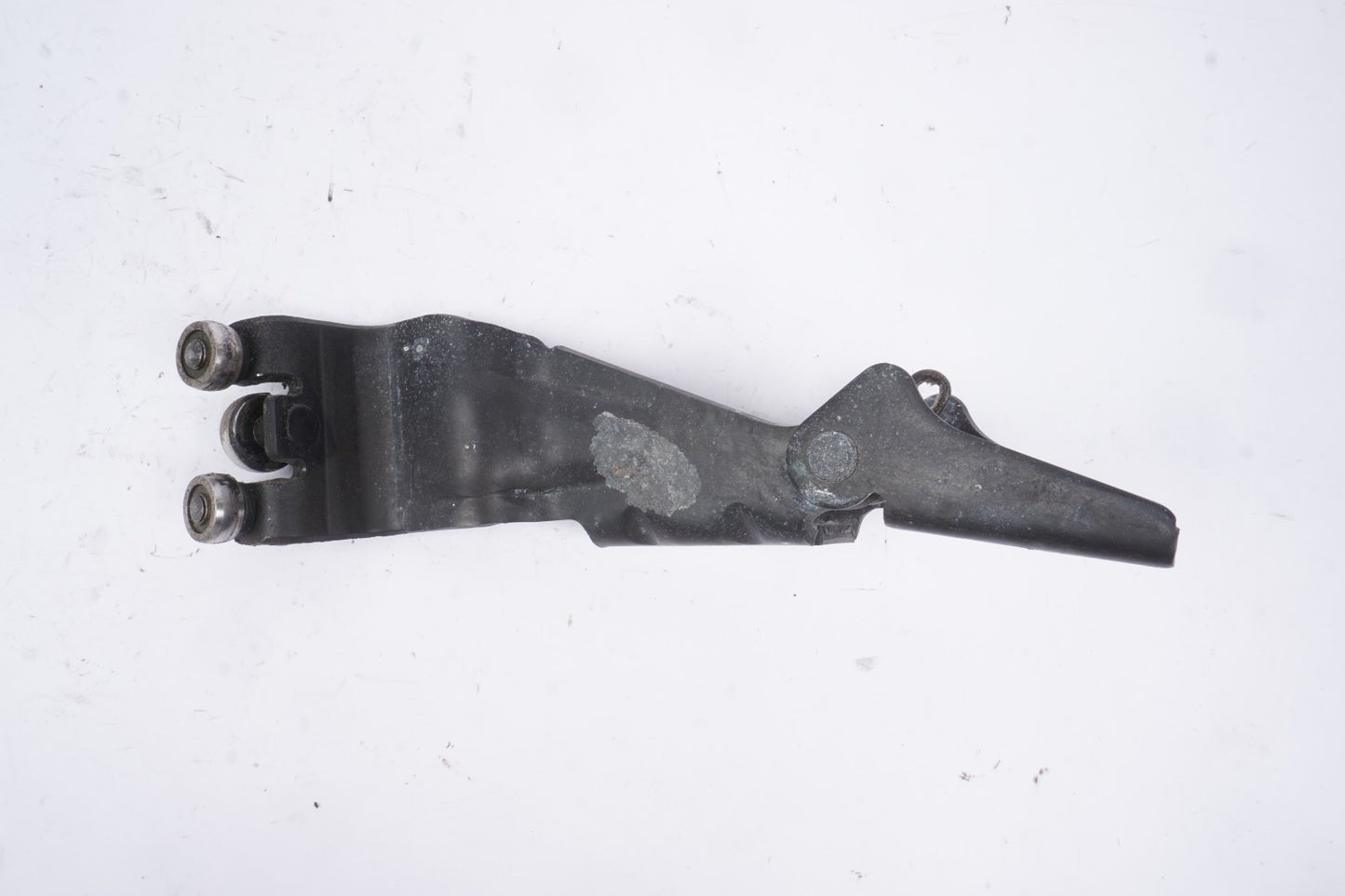 2018-2022 Honda Odyssey Rear Left Driver Side Slide Door Center Roller Hinge OEM