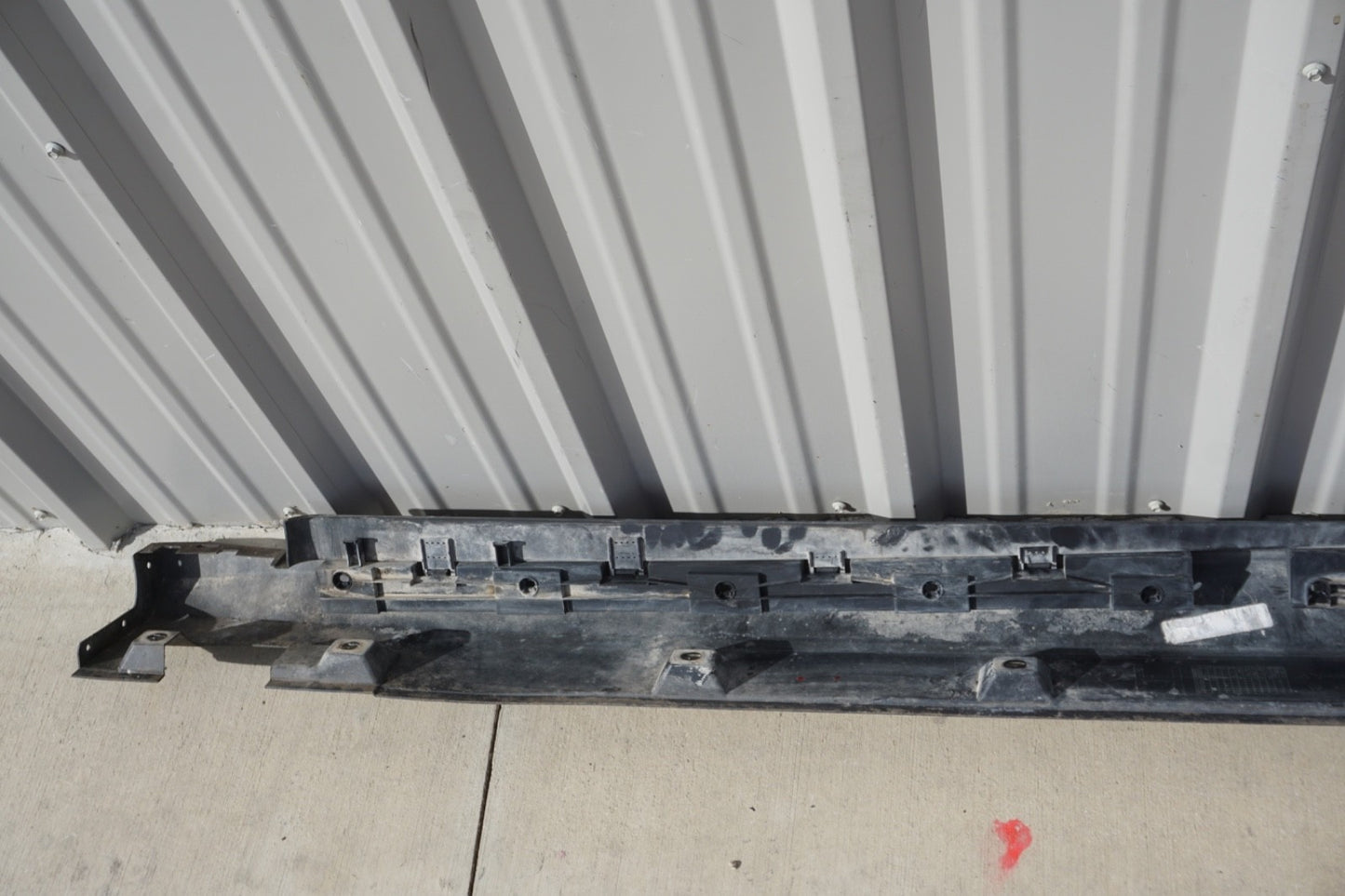 2006 - 2011 MERCEDES ML350 RIGHT SIDE SKIRT ROCKER COVER PANEL MOLDING OEM