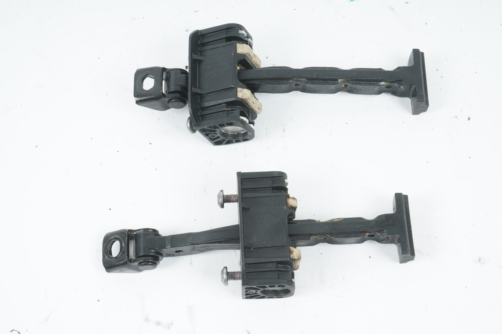 2012 - 2018 BMW 650i 640i DOOR HINGE CHECK STOPPER STRAP LEFT & RIGHT OEM