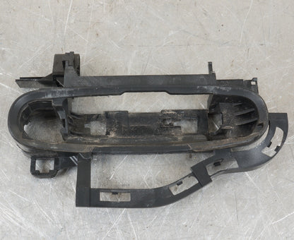 2005-2011 AUDI A6 QUATTRO - Right Exterior DOOR Handle Assembly Bracket