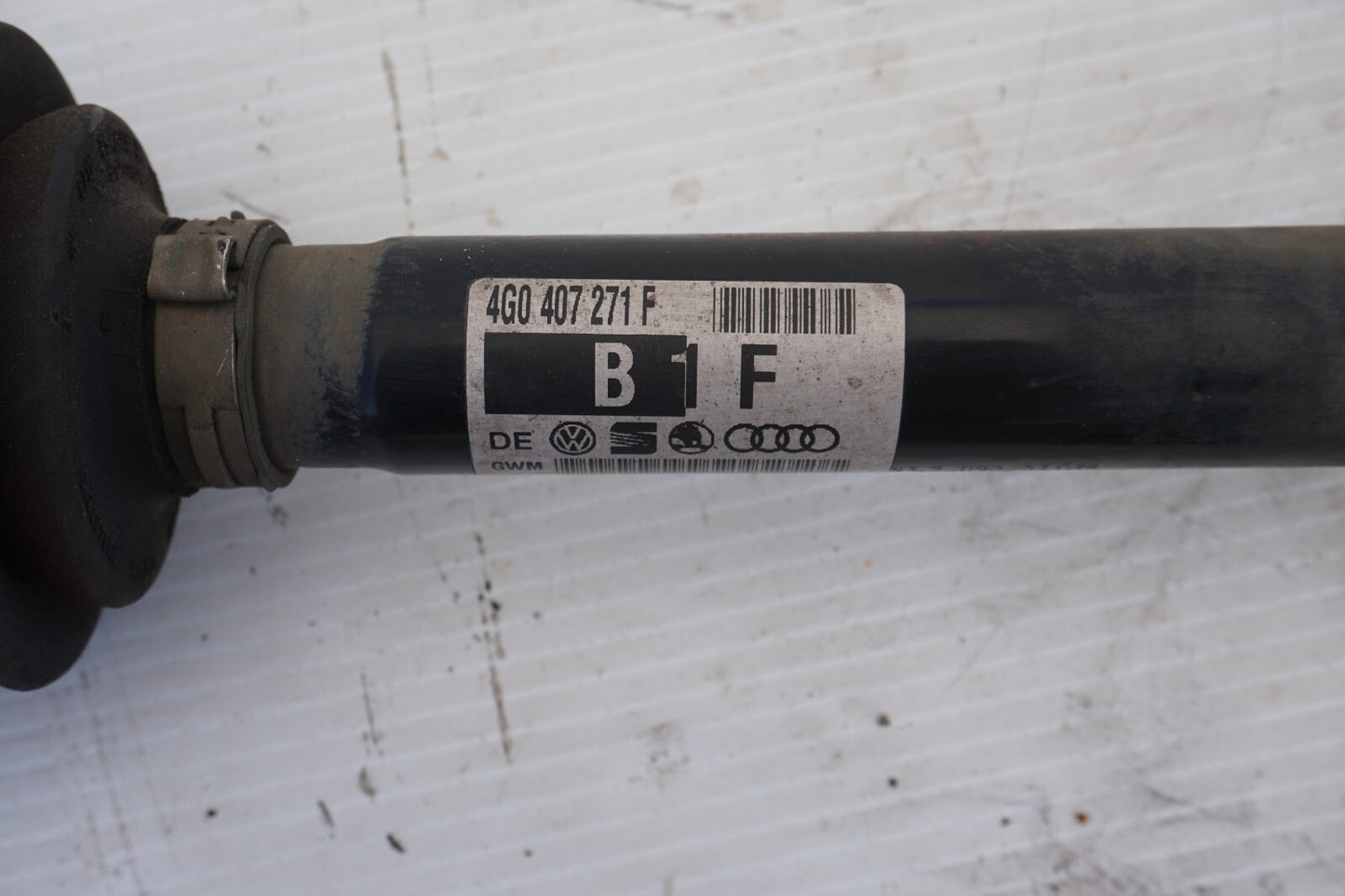 2012 - 2018 AUDI A7 FRONT LEFT DRIVER SIDE AXLE SHAFT OEM