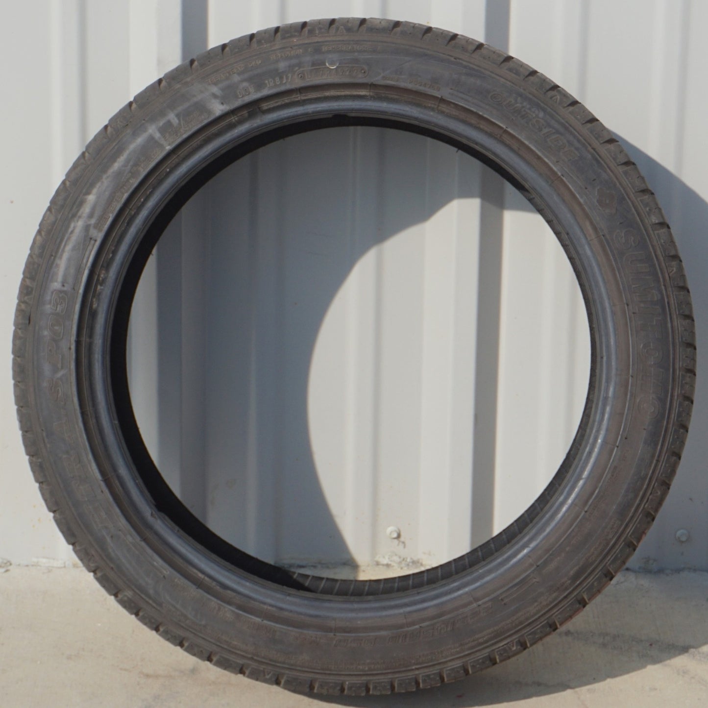 Used 235/60R18 Sumitomo HTR A/S P03 107V - 7 mm