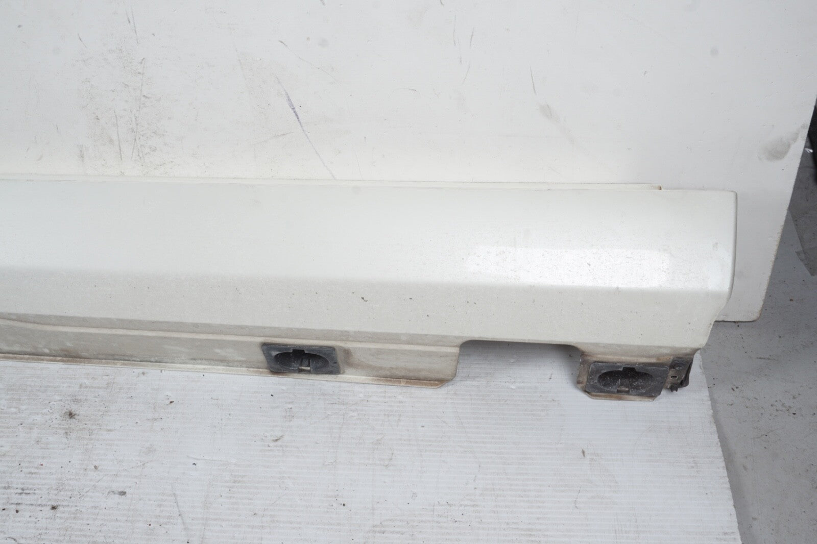 2010 - 2013 MERCEDES S550 W221 RIGHT PASS SIDE ROCKER PANEL SKIRT MOLDING OEM