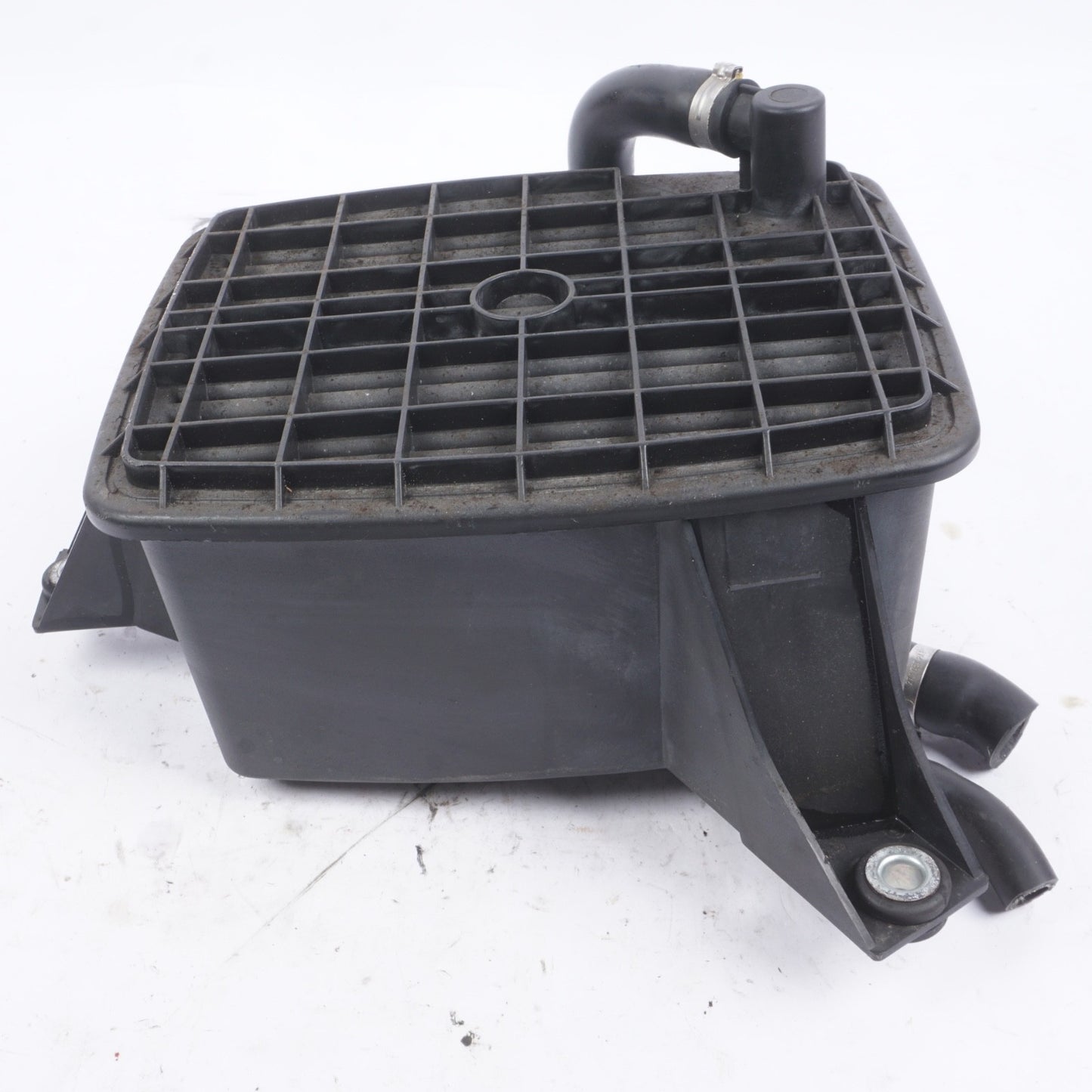 2004 - 2010 Audi A8 Fuel Evaporator Canister 8D0201801F OEM