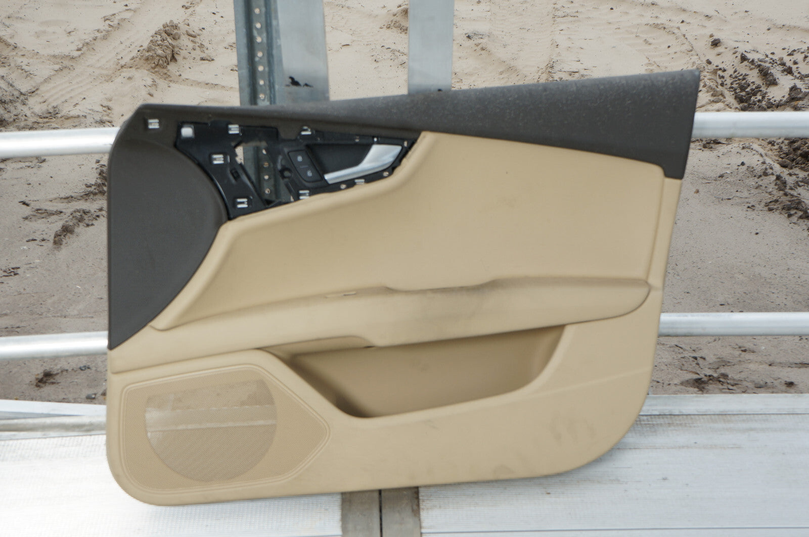 2012-2014 AUDI A7 FRONT RIGHT PASSENGER SIDE DOOR PANEL TRIM OEM