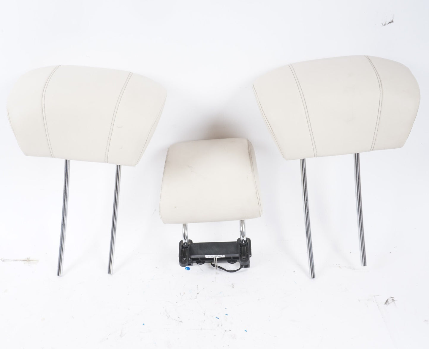 14 - 17 Mercedes S550 W222 REAR SEAT HEADREST SET OF 3 OEM