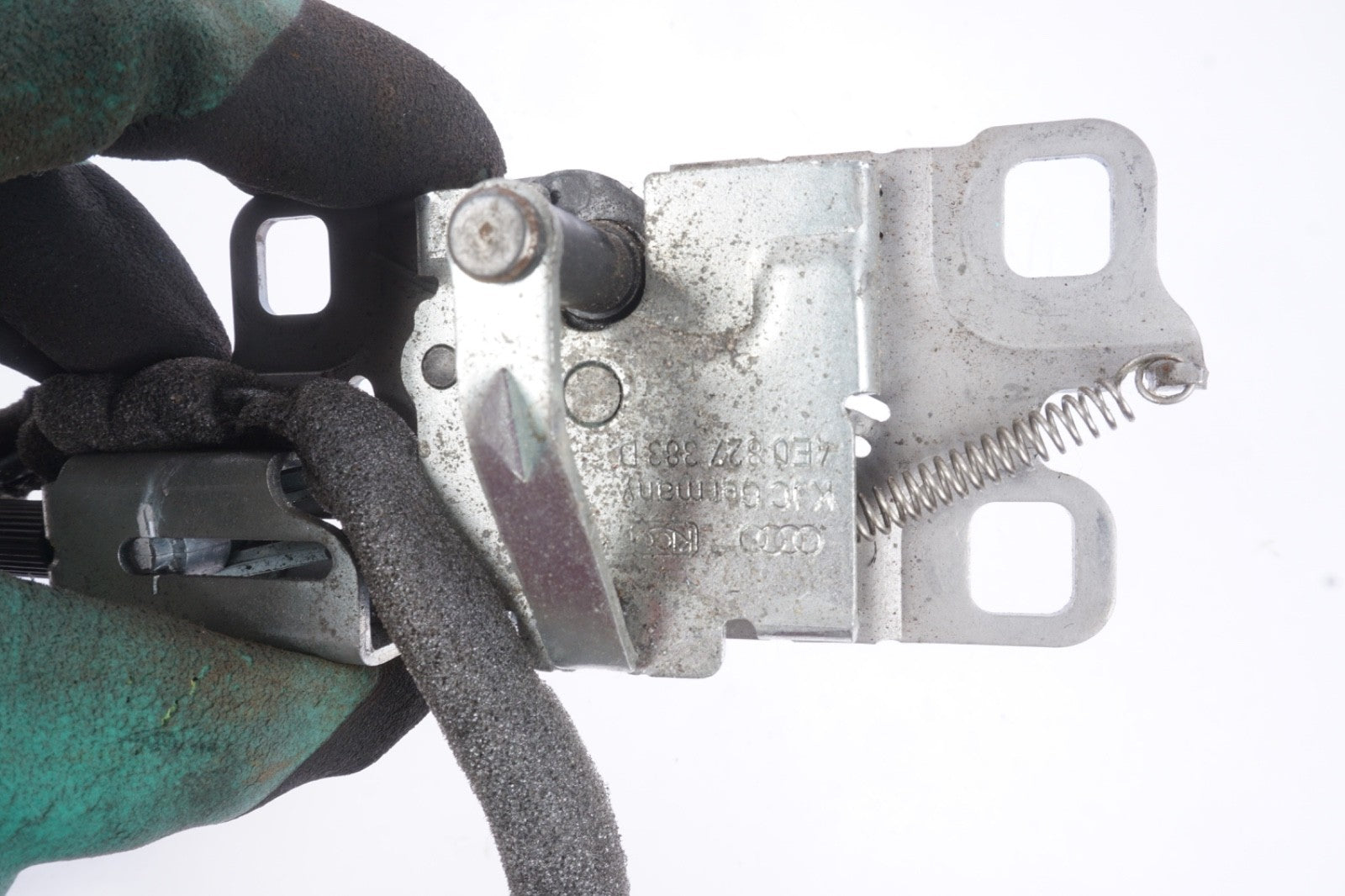 2004 - 2010 AUDI A8 4.2L V8 TRUNK LOCK ACTUATOR LATCH 4E0827383C OEM