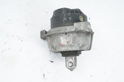 2012 - 2016 BMW 650i RWD ENGINE MOUNT BRACKET 6851264 OEM