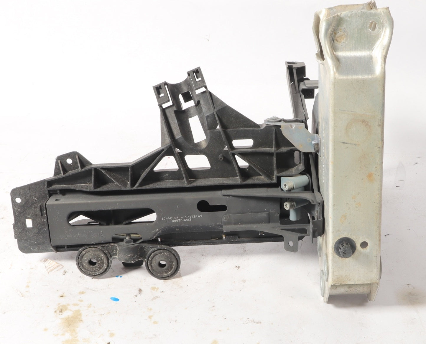 12 - 17 BMW 535i GT xDrive 550i Radiator Support Core  Passenger Right Side