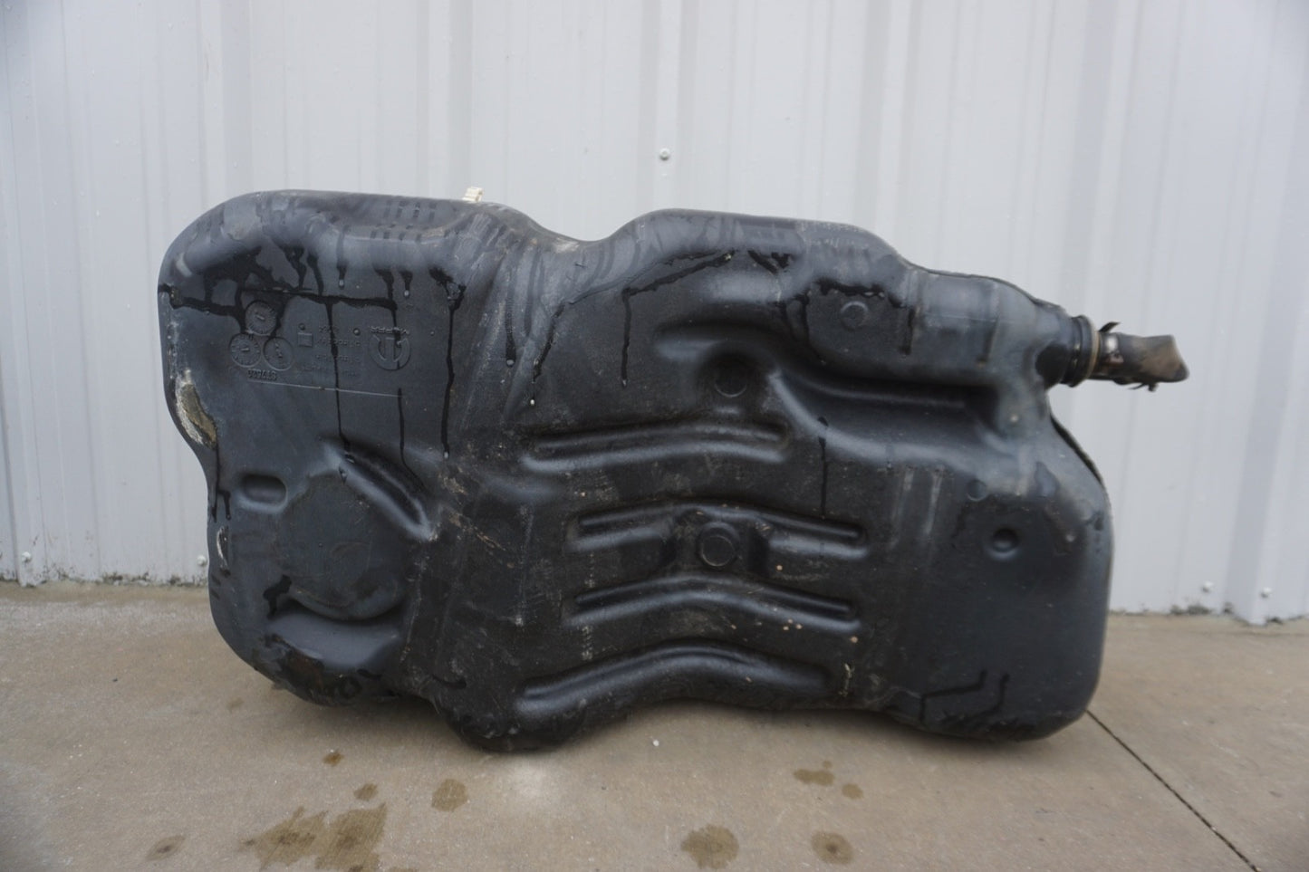 2015 - 2023 Jeep Renegade Fuel Gas Tank Storage Bottle Reservoir OEM