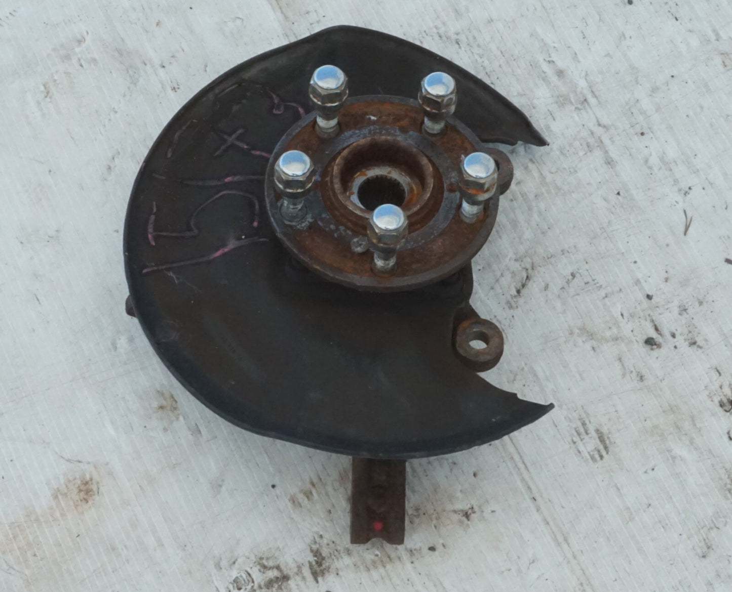 2011 - 2017 HONDA ODYSSEY FRONT SPINDLE KNUCKLE WHEEL HUB LEFT DRIVER SIDE OEM