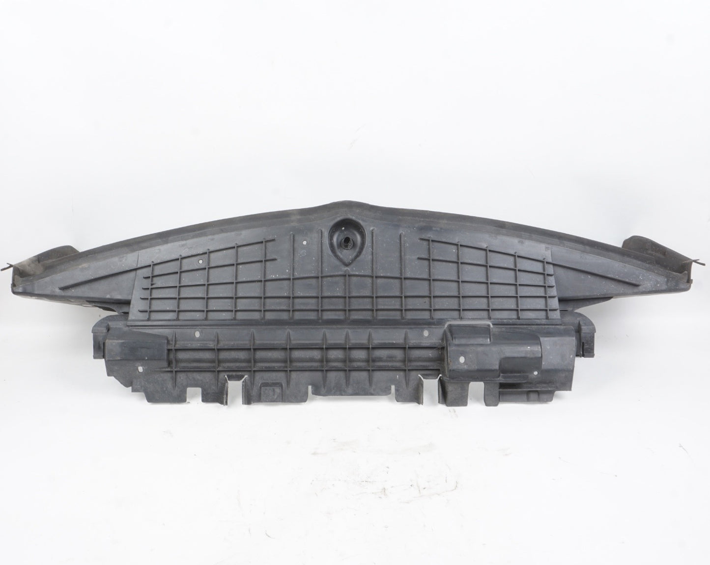 2014 Mercedes W207 E350 Coupe Convertible Engine Radiator Lower Baffle Air Duct