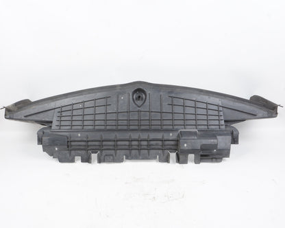 2014 Mercedes W207 E350 Coupe Convertible Engine Radiator Lower Baffle Air Duct