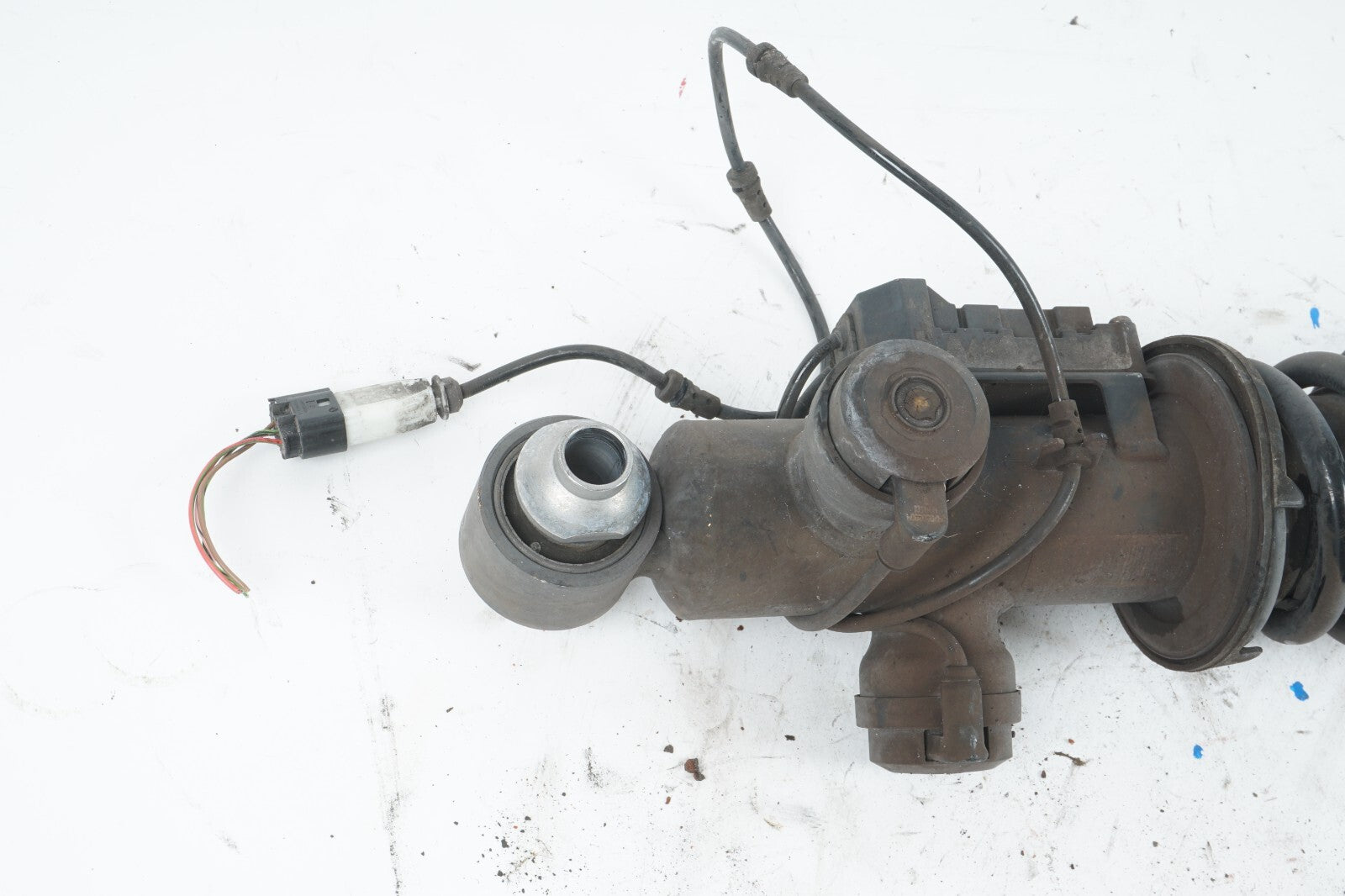 2012 - 2018 BMW 650i COUPE REAR SHOCK STRUT ABSORBER LEFT DRIVER SIDE OEM